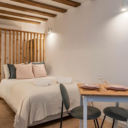Chalet Marias - Parede Beach Apartments المظهر الخارجي الصورة