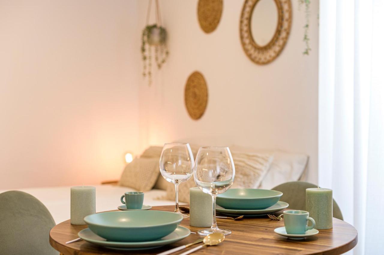 Chalet Marias - Parede Beach Apartments المظهر الخارجي الصورة