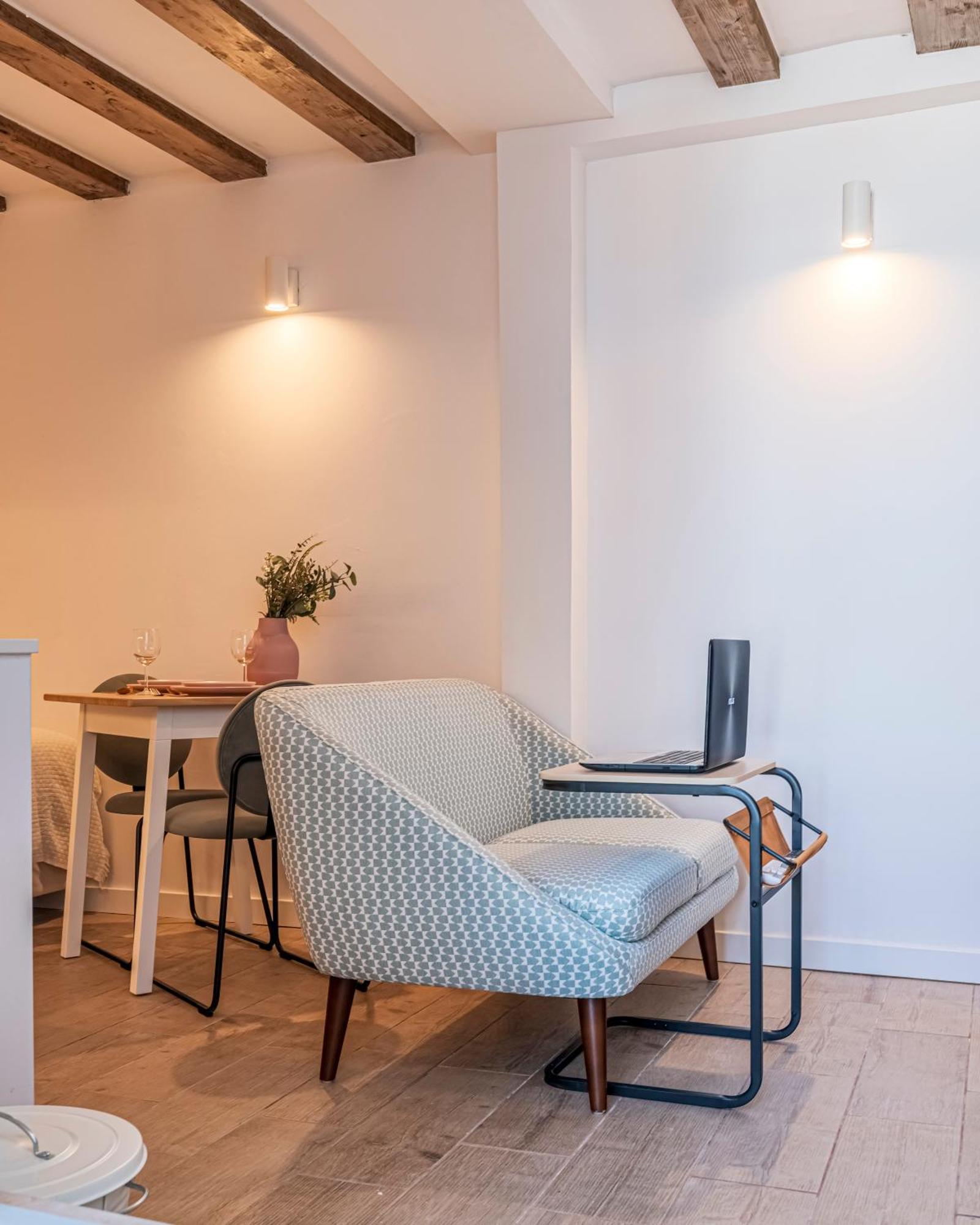 Chalet Marias - Parede Beach Apartments المظهر الخارجي الصورة