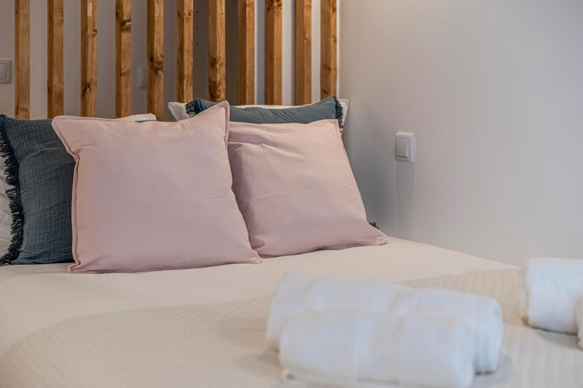 Chalet Marias - Parede Beach Apartments المظهر الخارجي الصورة